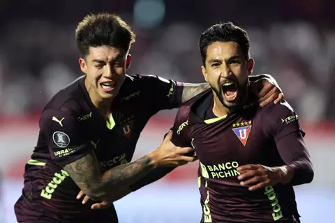 منافس بيراميدز.. فلامنجو وليجا دي كيتو يكملان أضلاع نصف نهائي كوبا ليبرتادوريس